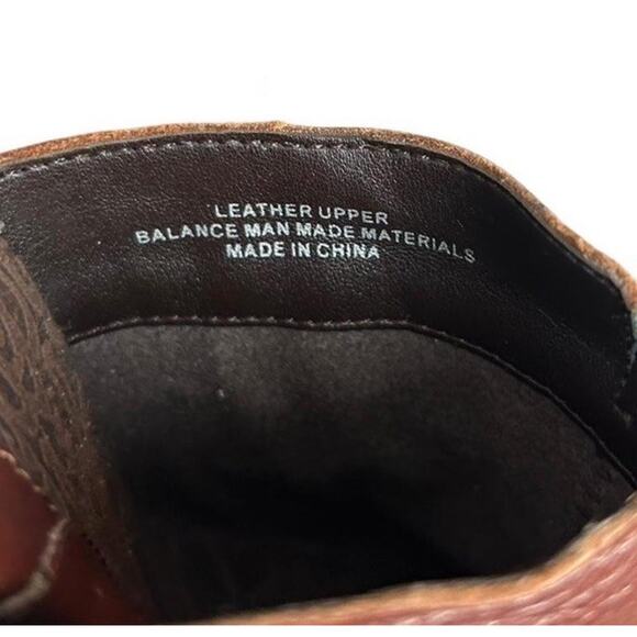 Born Concept B.O.C. Women’s Brown Leather Heeled Slip-on Clogs Metal Buckle US 7 - Picture 7 of 8